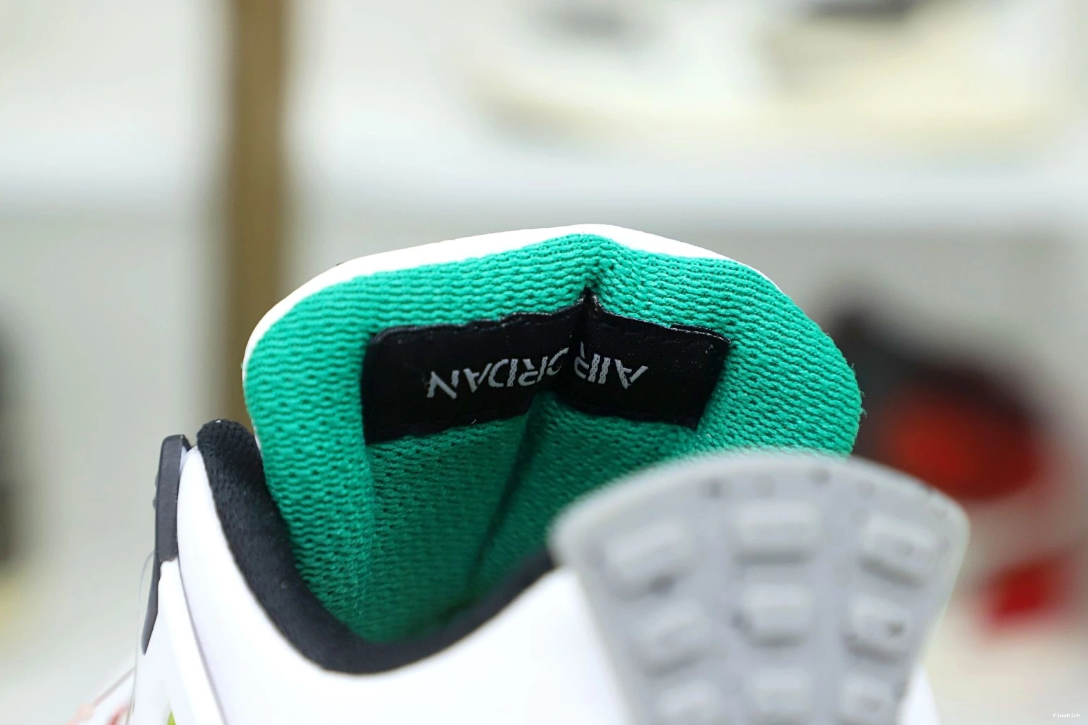 AIR RETRO 4 'RAST WMNS JORDAN 0219